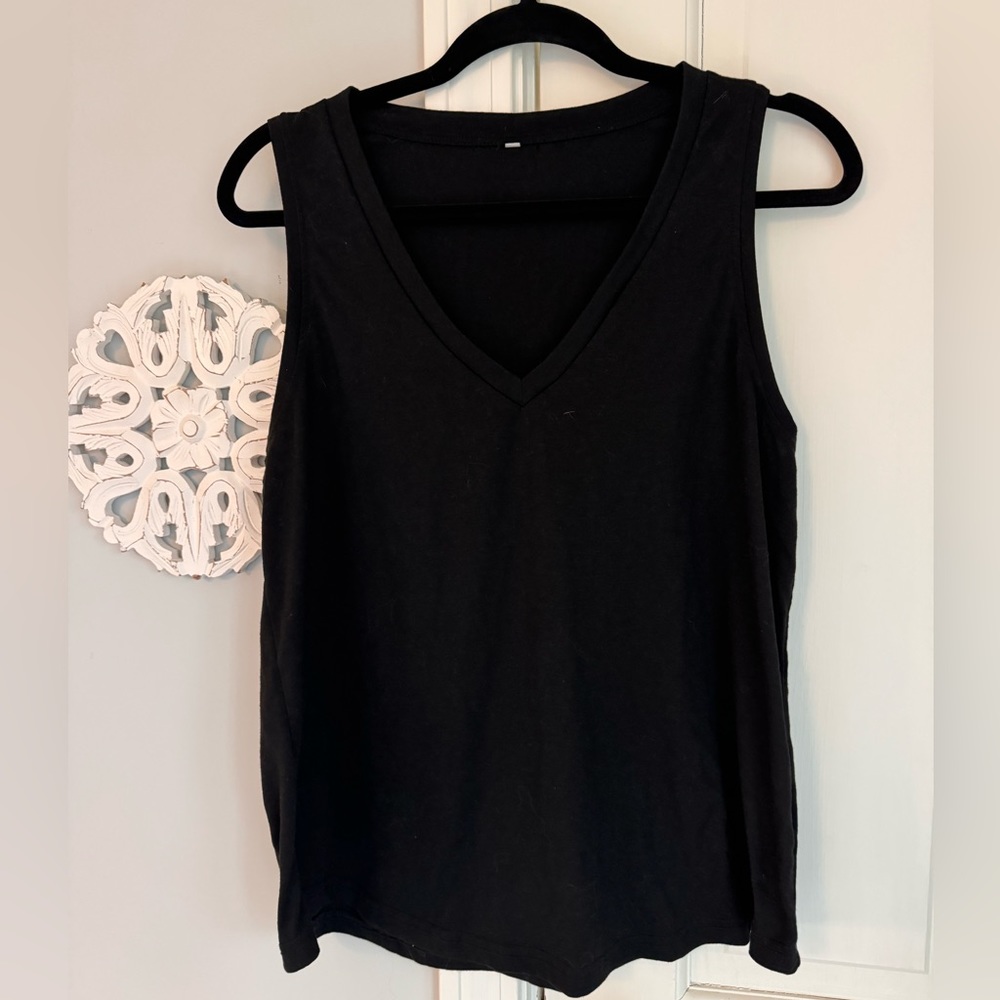 Black V Neck Sleeveless Tank Top XL